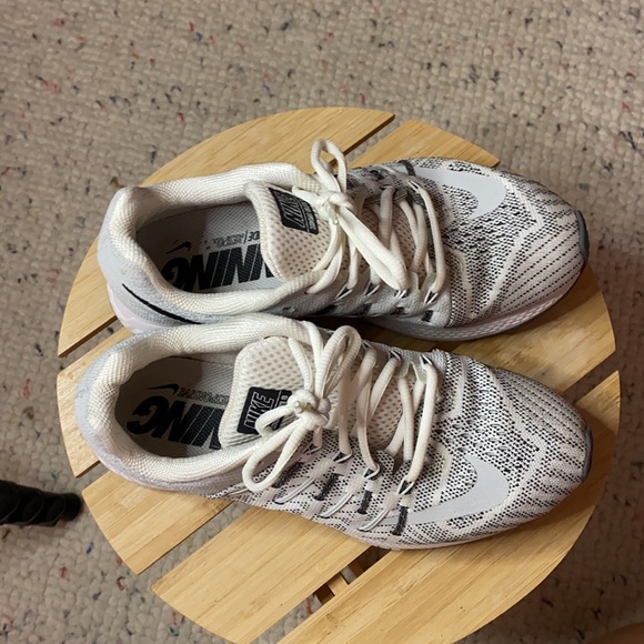 Nike 2016-2017 zoom elite 8 Running shoes - Picture 3 of 5